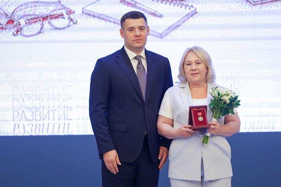 Архиепископ Аксий принял участие в августовской педагогической конференции в концертном зале администрации г.о. Подольск